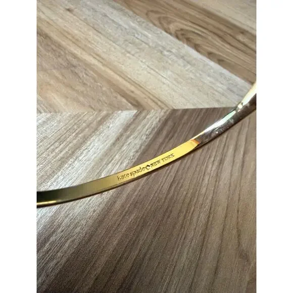 NWOT Kate Spade New York Rhinestone Bow Hinge Love Notes Bracelet - Picture 4 of 6